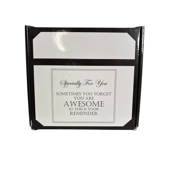 Gift Box You are Awesome Set Box - Picture 2 of 3